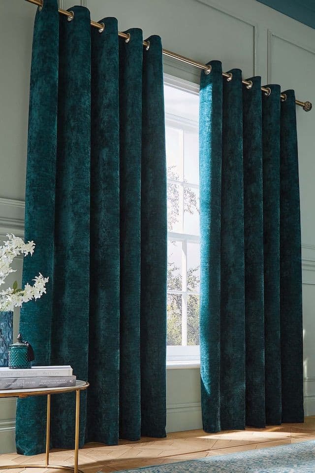 VistaFlow Eyelet Curtains VistaFlow Eyelet Curtains